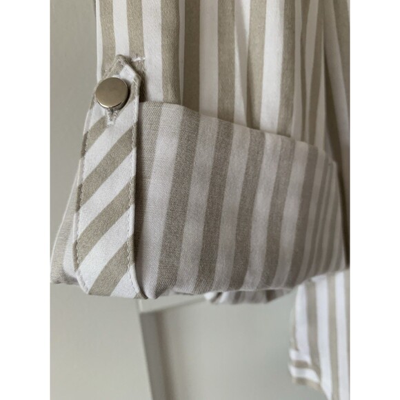 New York & Company, Long Sleeve Striped Button Up Shirt W/Pockets Large - Picture 3 of 8